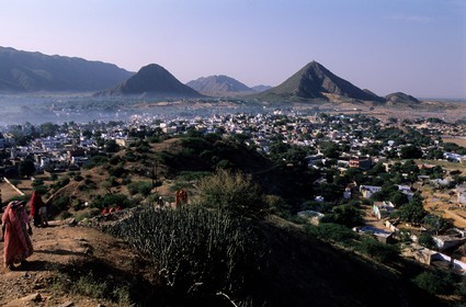 Inde, état du Rajasthan, ville de Pushkar, la plaine où se déroule la célèbre foire aux chameaux