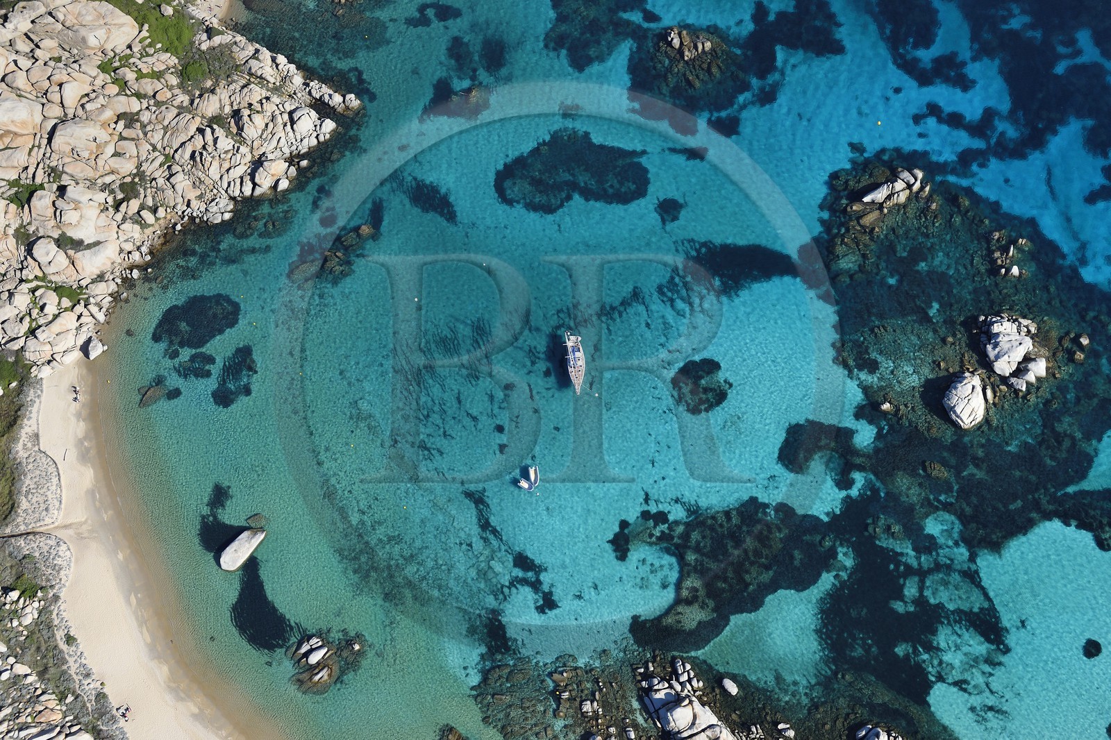 France, Corse-du-Sud (2A), Bonifacio, Réserve naturelle des iles Lavezzi (vue aérienne)