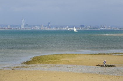 United Kingdom, England, Hampshire, Isle of Wight, Ryde beach and Southsea Portsmouth in the background