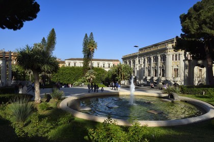 Italie, Sicile, Catane, ville baroque classée au Patrimoine Mondial de l'UNESCO, le jardin Bellini ou Villa Bellini inauguré en 1883