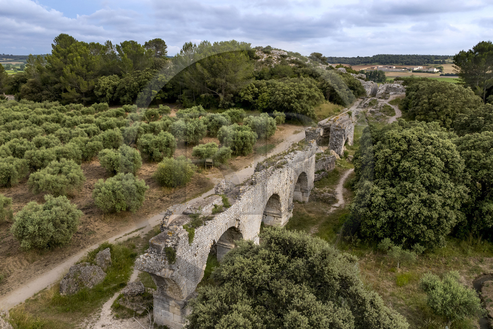 France, Bouches du Rhone, Fontvieille, chemin de Caparon, Barbegal aqueduct Gallo-Roman remains, aqueduct which was doubled to supply the 16 mills of the Barbegal flour mill in the 2nd century (aerial view)