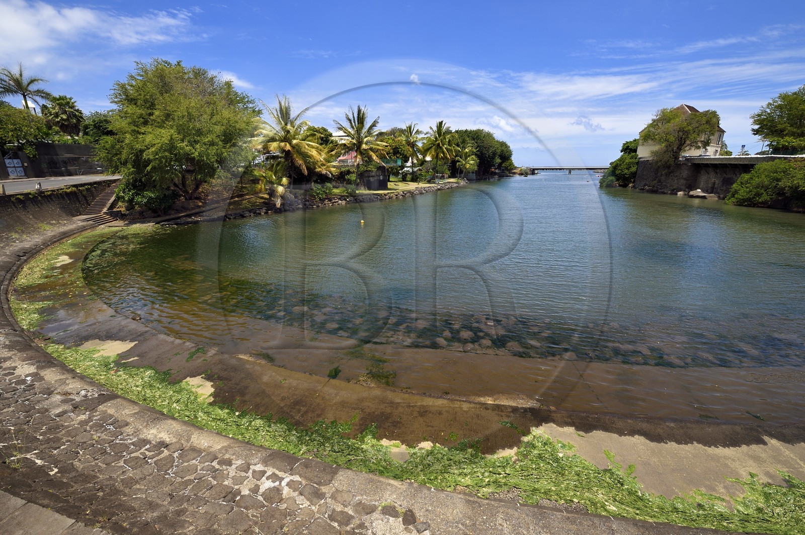 France, Ile de la Reunion, ville de Saint-Pierre, le premier port de la ville