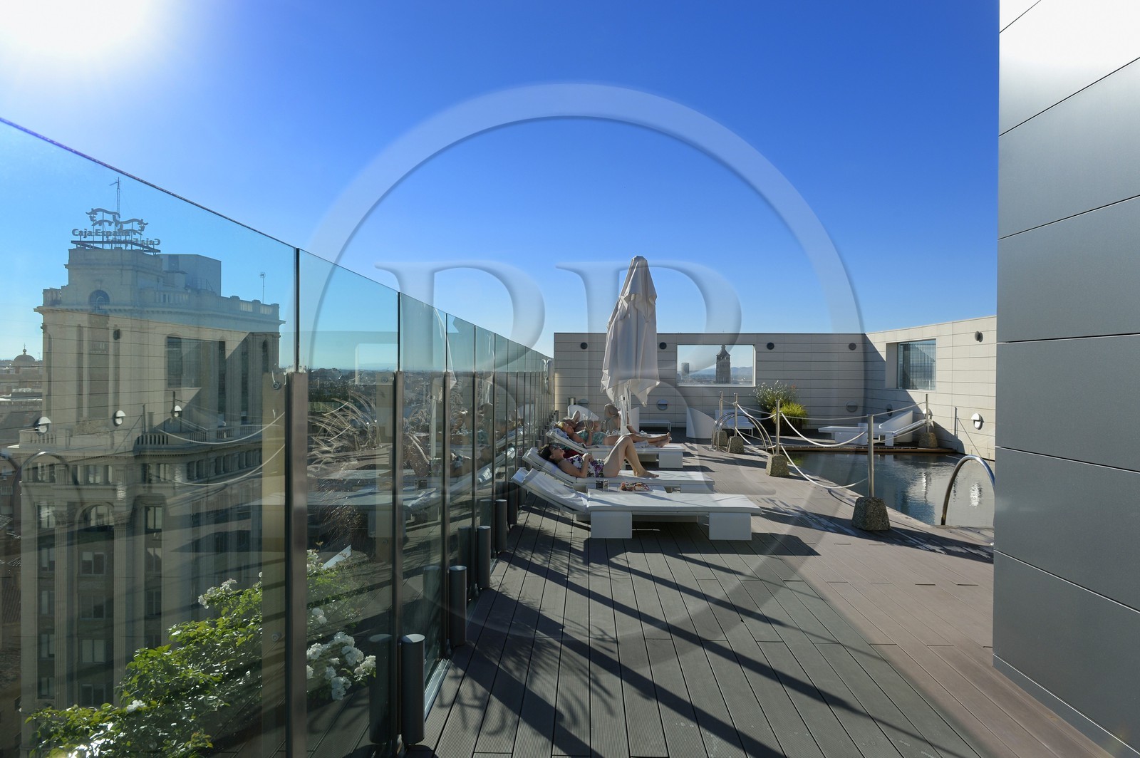Espagne, Aragon, Saragosse, terrasse de l'hotel Alfonso