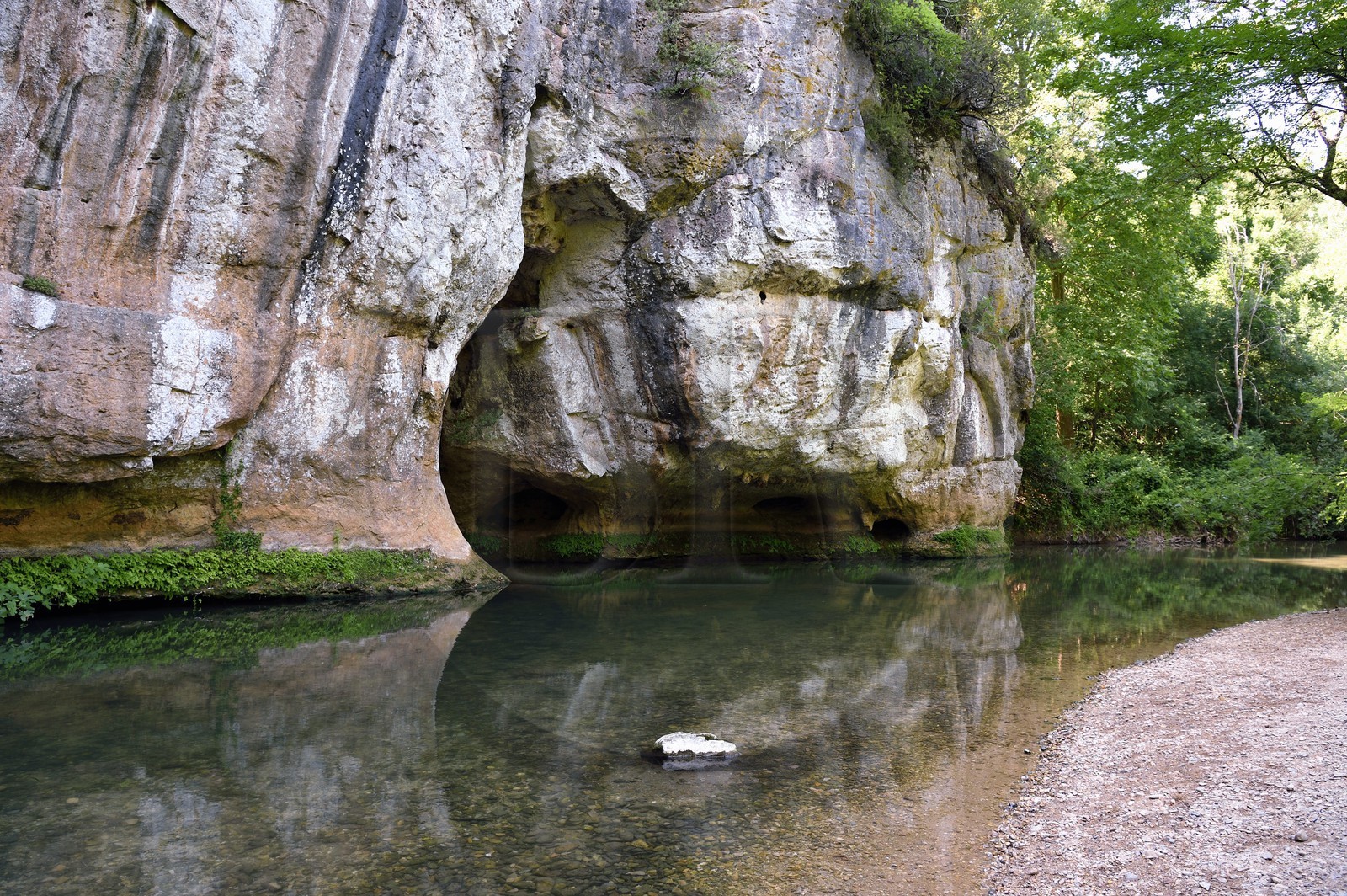 France, Var (83), Provence Verte, entre les villages de Correns et Châteauvert, les gorges du Vallon Sourn, le fleuve Argens