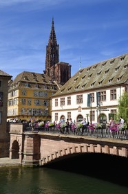 France, Bas Rhin, Strasbourg, old town listed as World Heritage by UNESCO, Notre Dame Cathedral and the Historical Museum on the banks of the Ill river