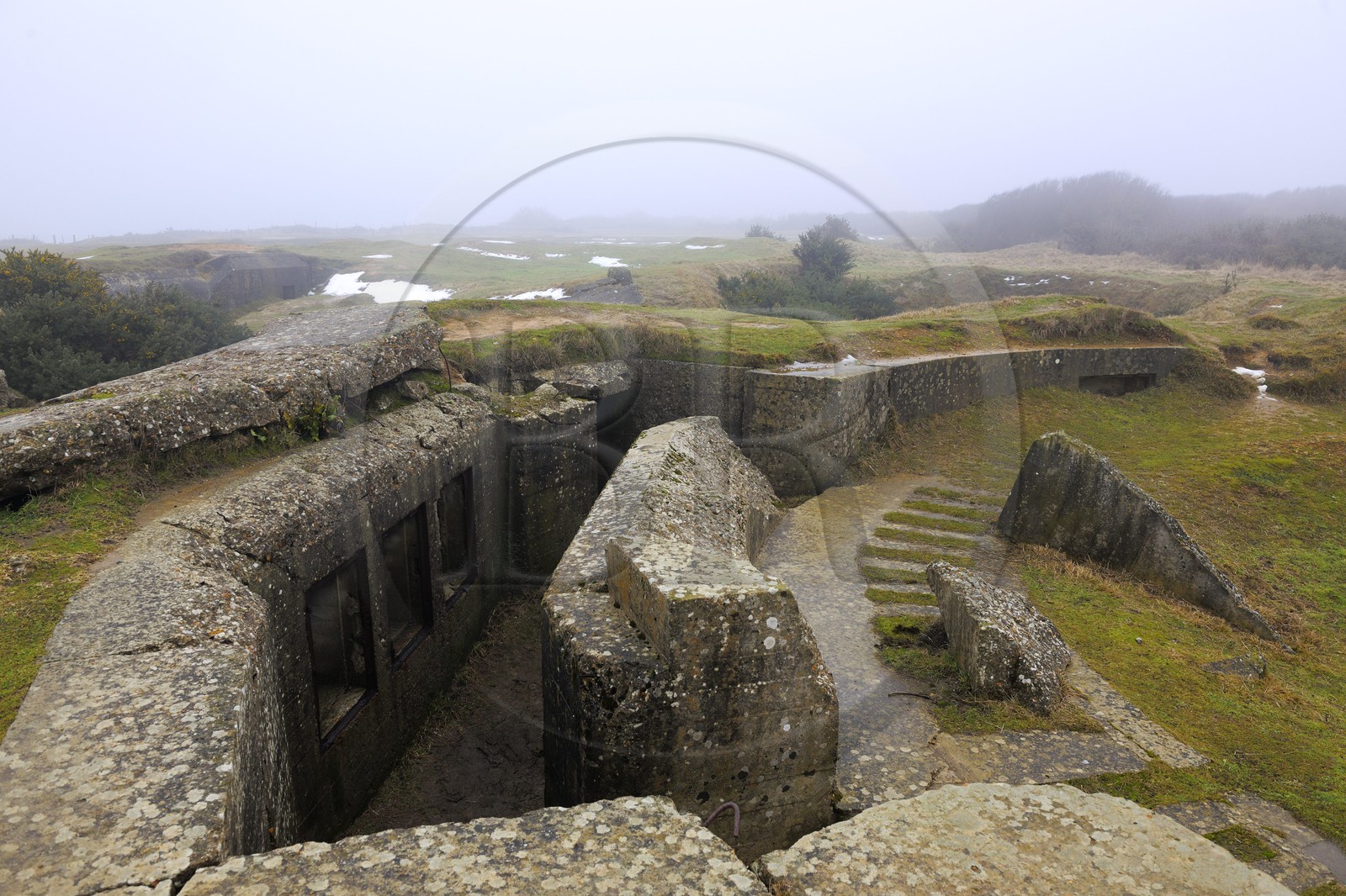 France, Calvados (14), Grandcamp-Maisy, blockhaus de la Pointe du Hoc