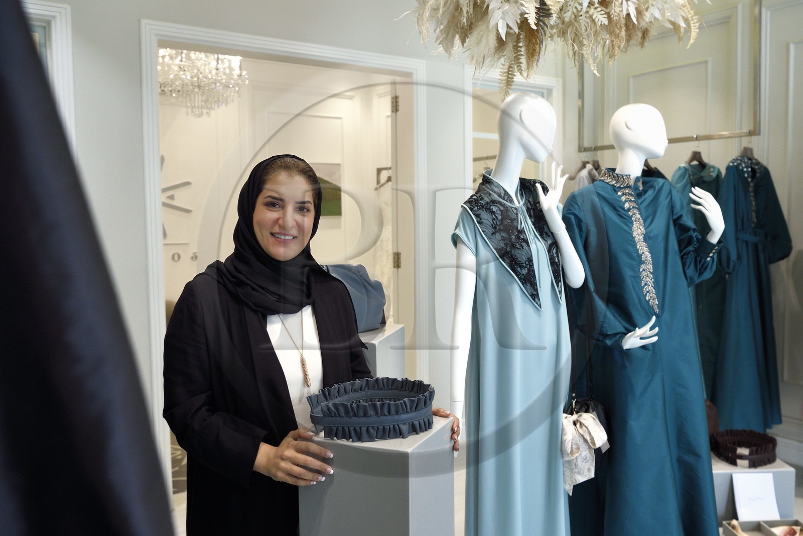 Sultanat d'Oman, Mascate, quartier de Al-Athaiba, boutique de haute couture de Amal Al-Raisi, la fondatrice et créatrice de mode Amal Al-Raisi