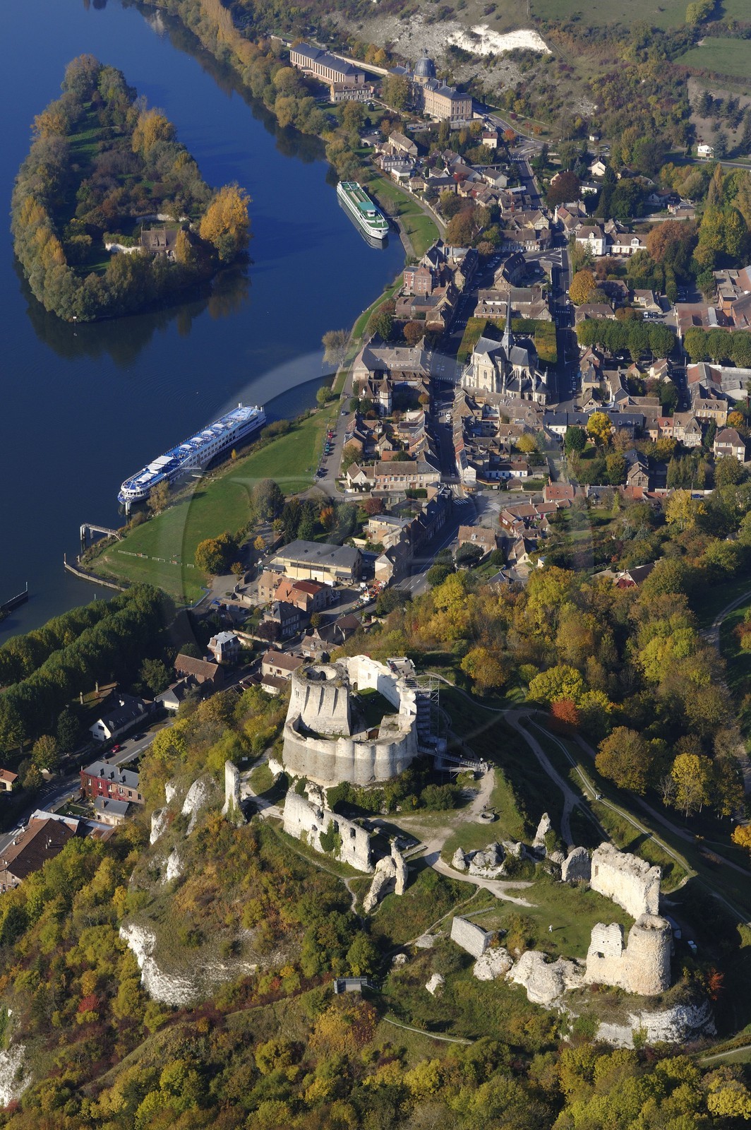 France, Eure (27), Les Andelys, Château-Gaillard, forteresse du XIIe siècle construite par Richard Coeur de Lion (vue aérienne)