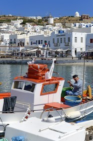 Greece, Cyclades islands, Mykonos island, Chora (Mykonos town), the old fishing harbour