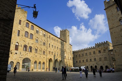 Italie, Toscane, Val di Cecina, Volterra, Piazza dei Priori, Palazzo Pretorio du XIIIe siècle