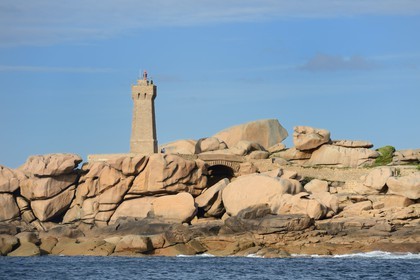 France, Cotes-d'Armor, Cote de Granit Rose (the Pink Granite coast), Perros Guirec, Ploumanach, Pointe de Squewel and Mean Ruz Lighthouse