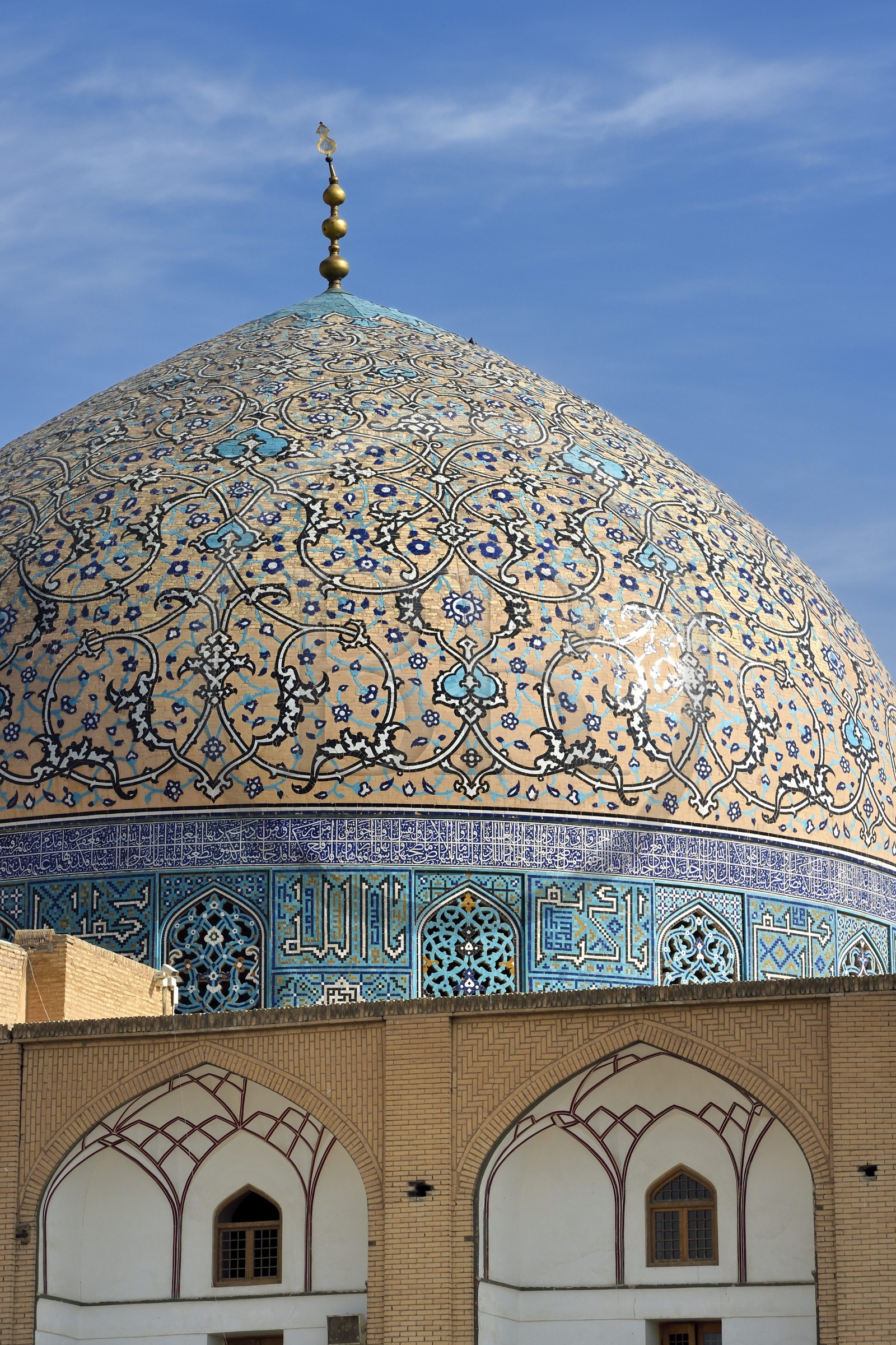 Iran, province d'Ispahan, Ispahan, place naghsh-i jahan aussi connue sous le nom de place Imam Khomeiny, classé Patrimoine Mondial de l'UNESCO, la mosquée du Cheikh Lotfallah (Lotfollah) Iran, province d'Ispahan, Ispahan, place naghsh-i jahan aussi connue sous le nom de place Imam Khomeiny, classé Patrimoine Mondial de l'UNESCO, la mosquée du Cheikh Lotfallah (Lotfollah)