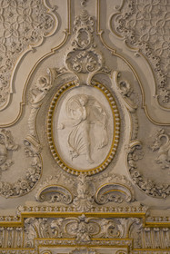 Italie, Ligurie, Gênes, palais des Rolli classés Patrimoine Mondial de l'UNESCO, le palazzo Interiano Pallavicino construit en 1567, plafond décoré en stuc