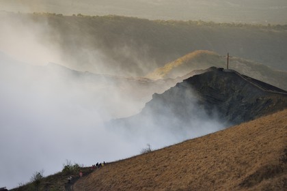 Nicaragua, Masaya, Parc national du Volcan Masaya (Parque Nacional Volcan Masaya), le cratère Santiago toujours actif