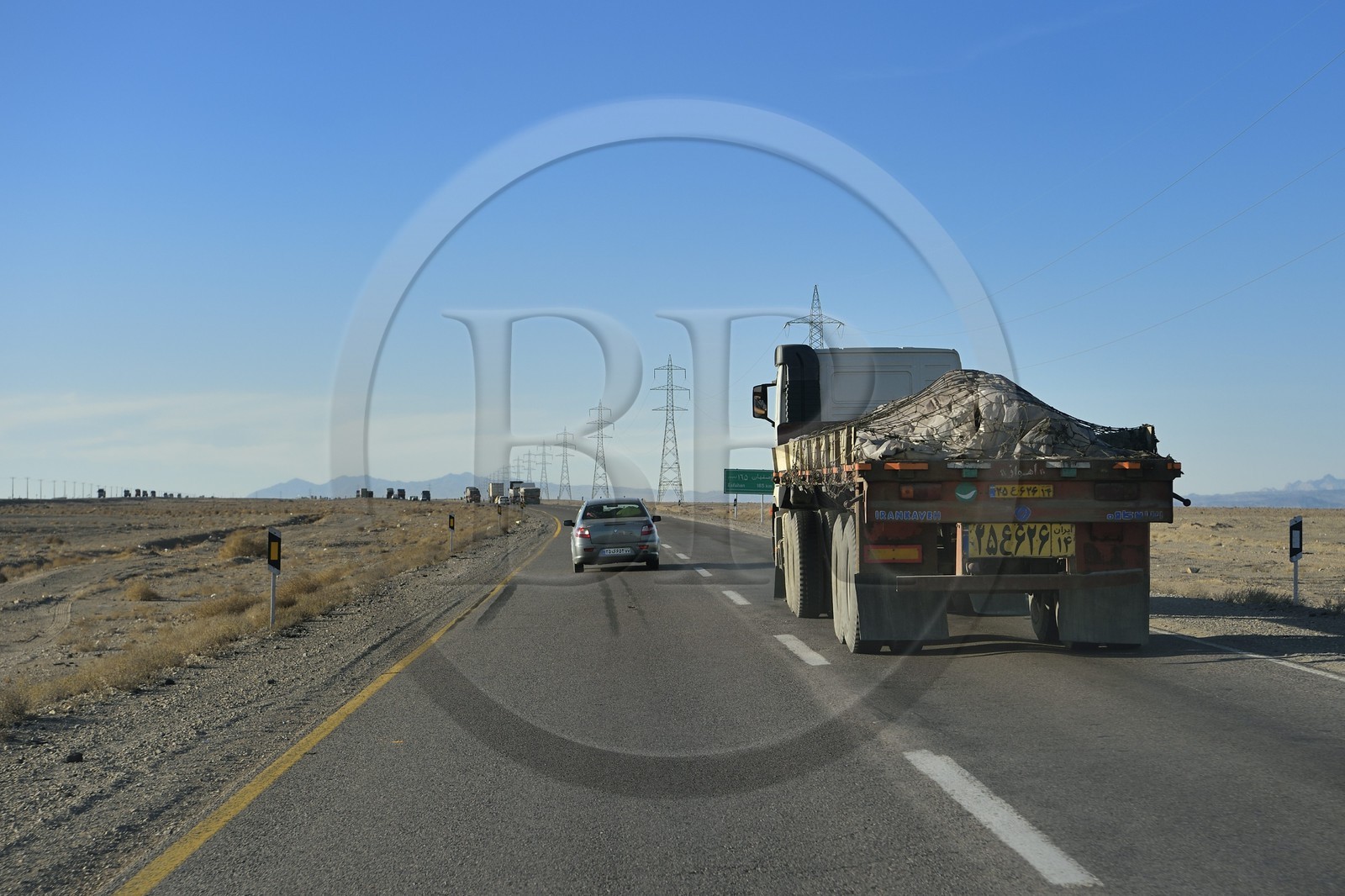 Iran, Province d'Ispahan, désert du Dasht-e Kavir, Nain, route nationale Ardakan-Nain