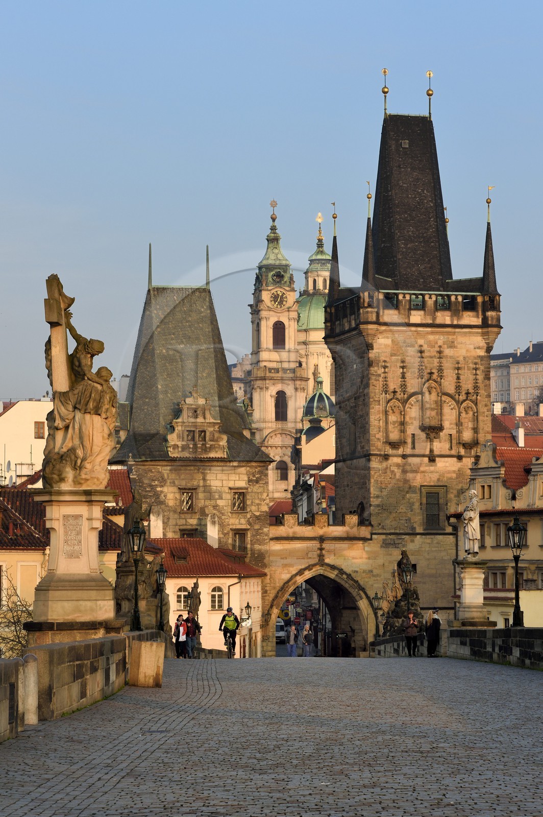 Czech Republic, Prague, historical centre listed as World Heritage by UNESCO, the Charles Bridge over Vltava River, the Gothic tower at the entrance of the bridge on the side of Mala Strana district and Saint Nicolas Church