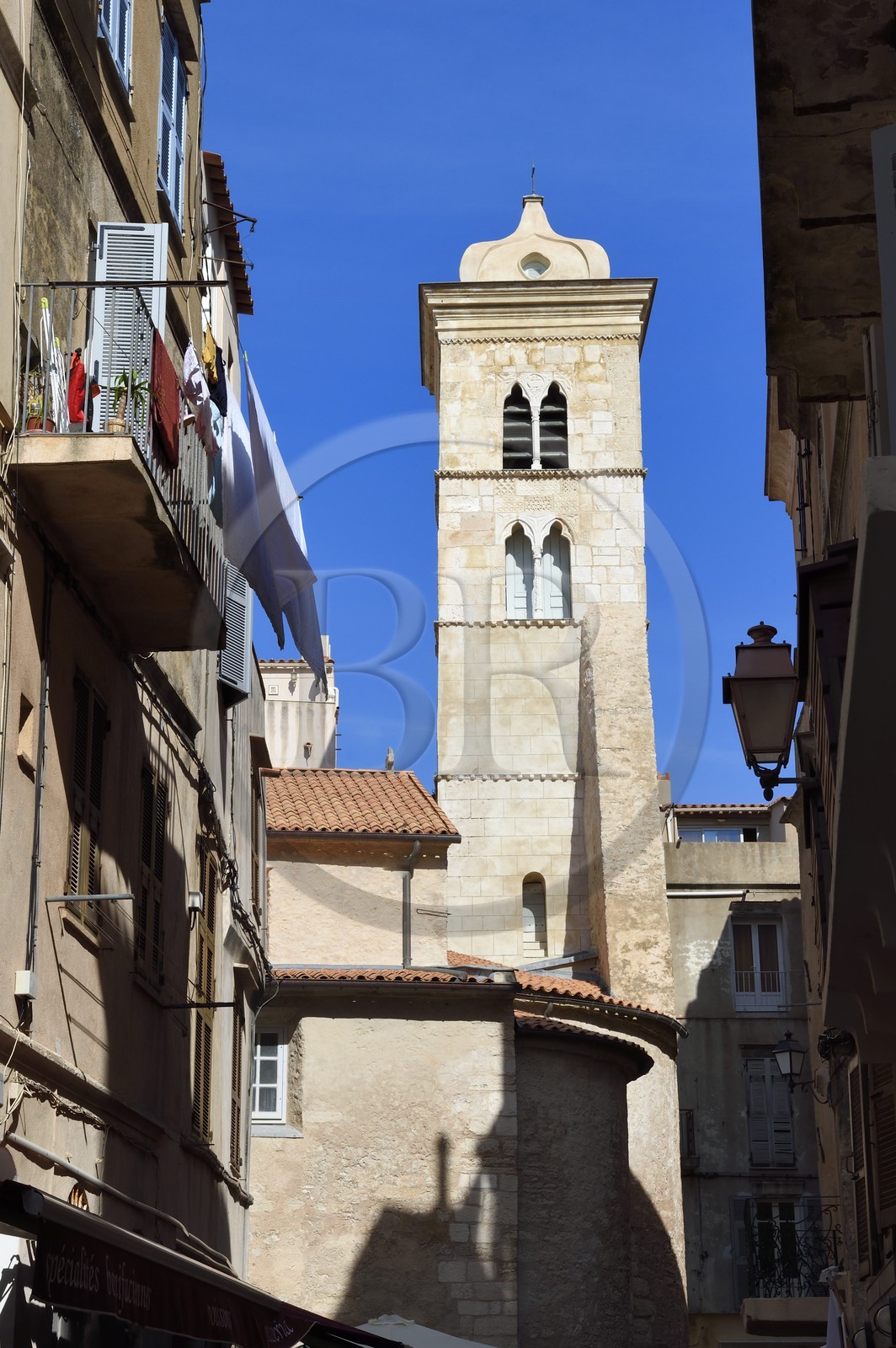 France, Corse-du-Sud (2A), Bonifacio, Ville Haute, l'église Saint Marie majeure