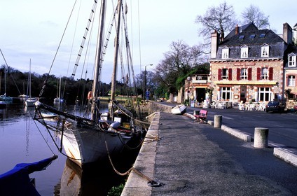 France, Finistere, Pont Aven village, small harbour (near Aven river)