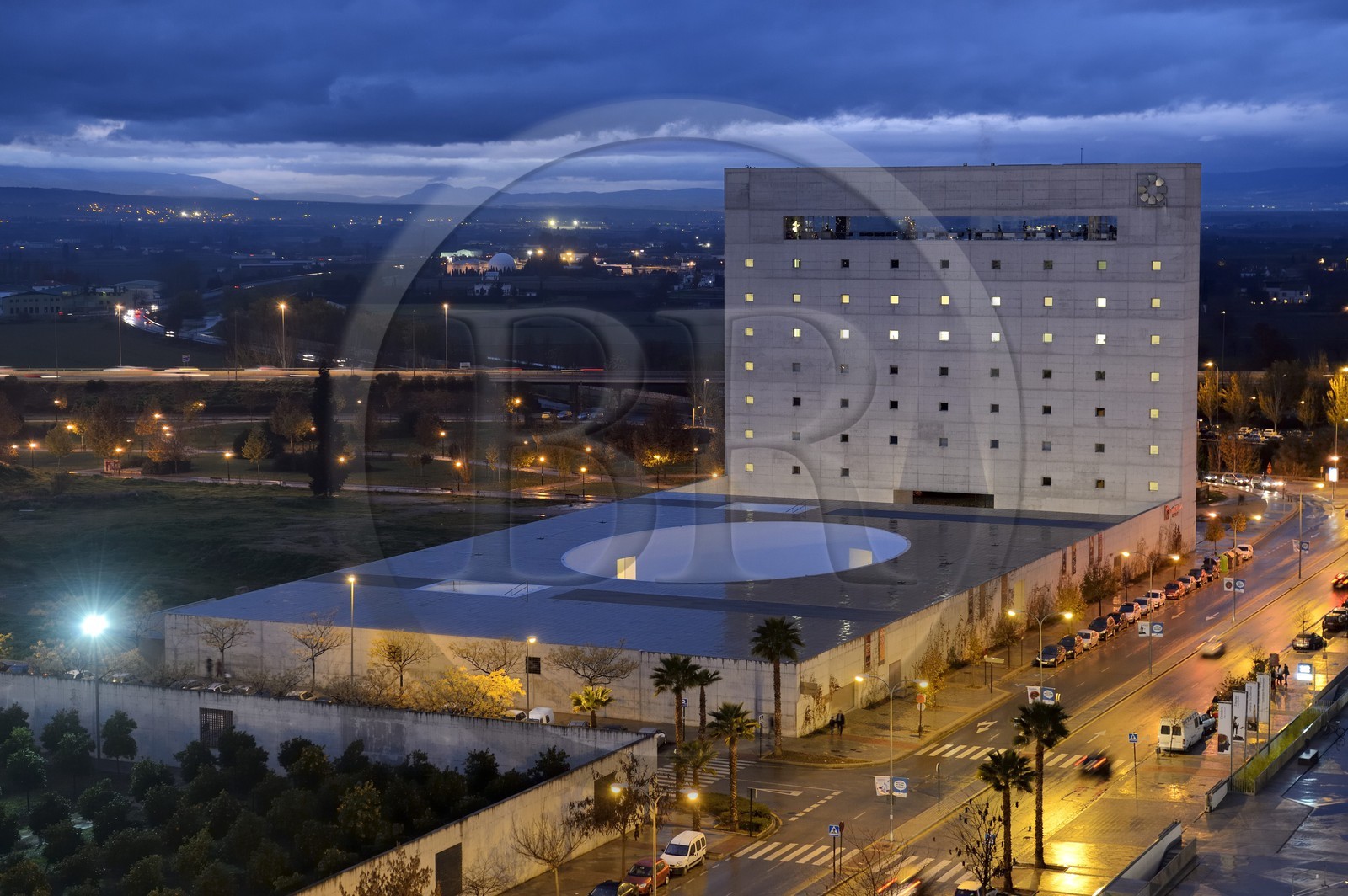 Espagne, Andalousie, Grenade, Caja Granada Cultural Center, musée dédié à l'histoire de l'Andalousie et centre d'art contemporain, oeuvre de l'architecte Alberto Campo Baeza, avenida de la Ciencia 2