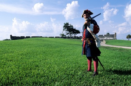 United States, Florida, Saint Augustine, Castle of San Marcos, guard in Spanish costume of 18th century