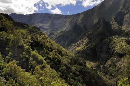 France, île de la Réunion, entrée du cirque de Cilaos, classé Patrimoine Mondial de l'UNESCO
