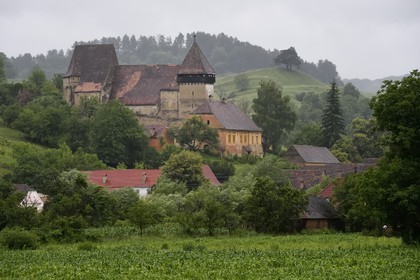 Roumanie, Transylvanie, région de Biertan, Copsa Mare, église fortifiée
