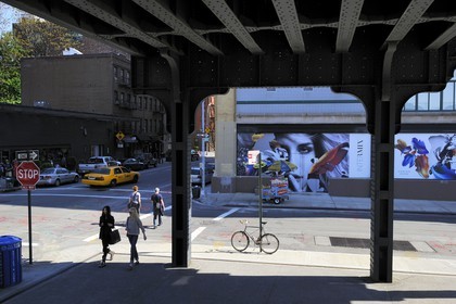 United States, New York, Manhattan, Meatpacking district (Gansevoort Market), under the High Line built on a section of the former elevated freight railroad spur