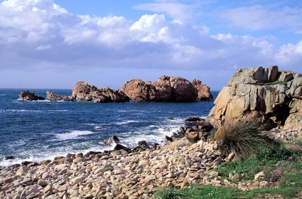 France, Côtes d'Armor, Brehat island, shingle beach