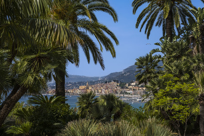 France, Alpes-Maritimes (06), Menton depuis le jardin de Maria Serena dans le quartier de Garavan