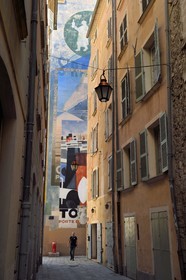 France, Var, Toulon, former little Chicago district now Arts district, large mural by Art Mural Nice inspired by old posters at the end of the rue du Noyer