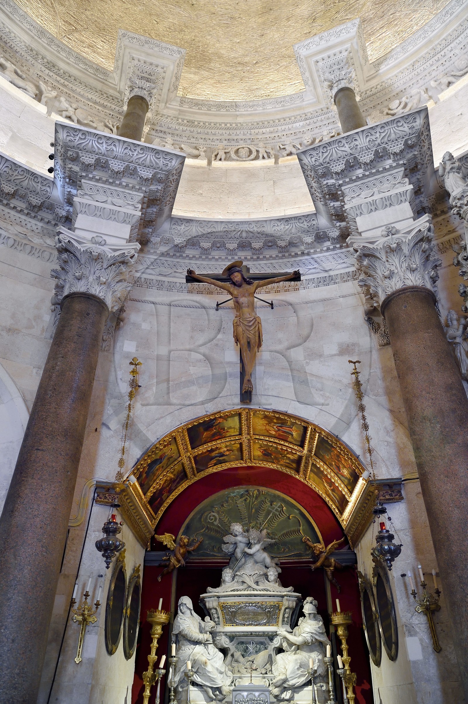 Croatia, Dalmatia, Dalmatian coast, Split, old Roman city listed as World Heritage by UNESCO, Diocletian's palace, Saint Domnius Cathedral built in the former mausoleum of Roman Emperor Diocletian