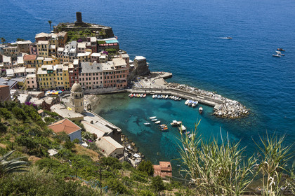 Italy, Liguria, Cinque Terre National Park listed as World Heritage by UNESCO, village of Vernazza and its port