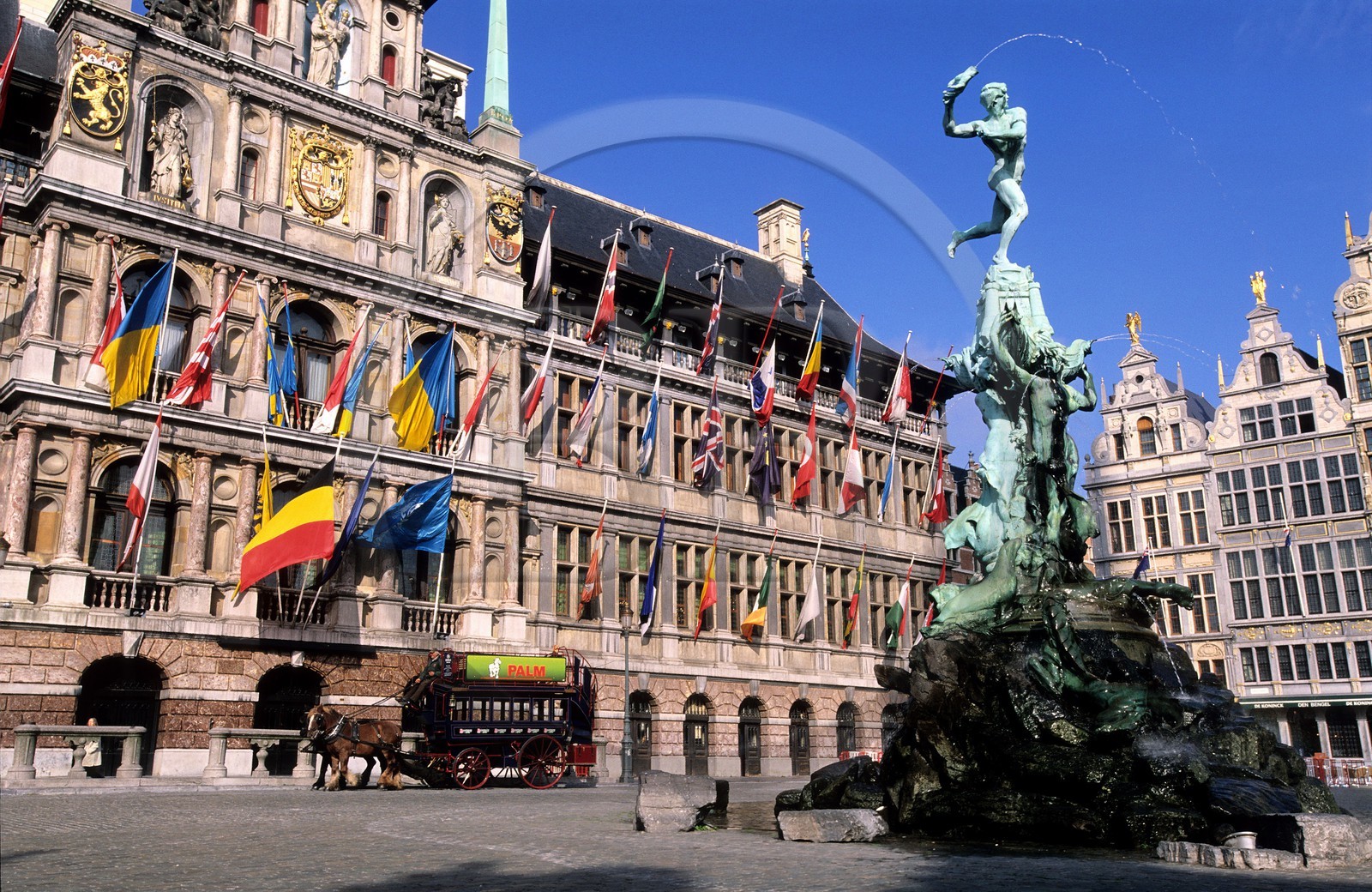Belgium, Flanders, Antwerp (Antwerpen), the City Hall and the Bradofontein on Grote Markt (Grand Place)