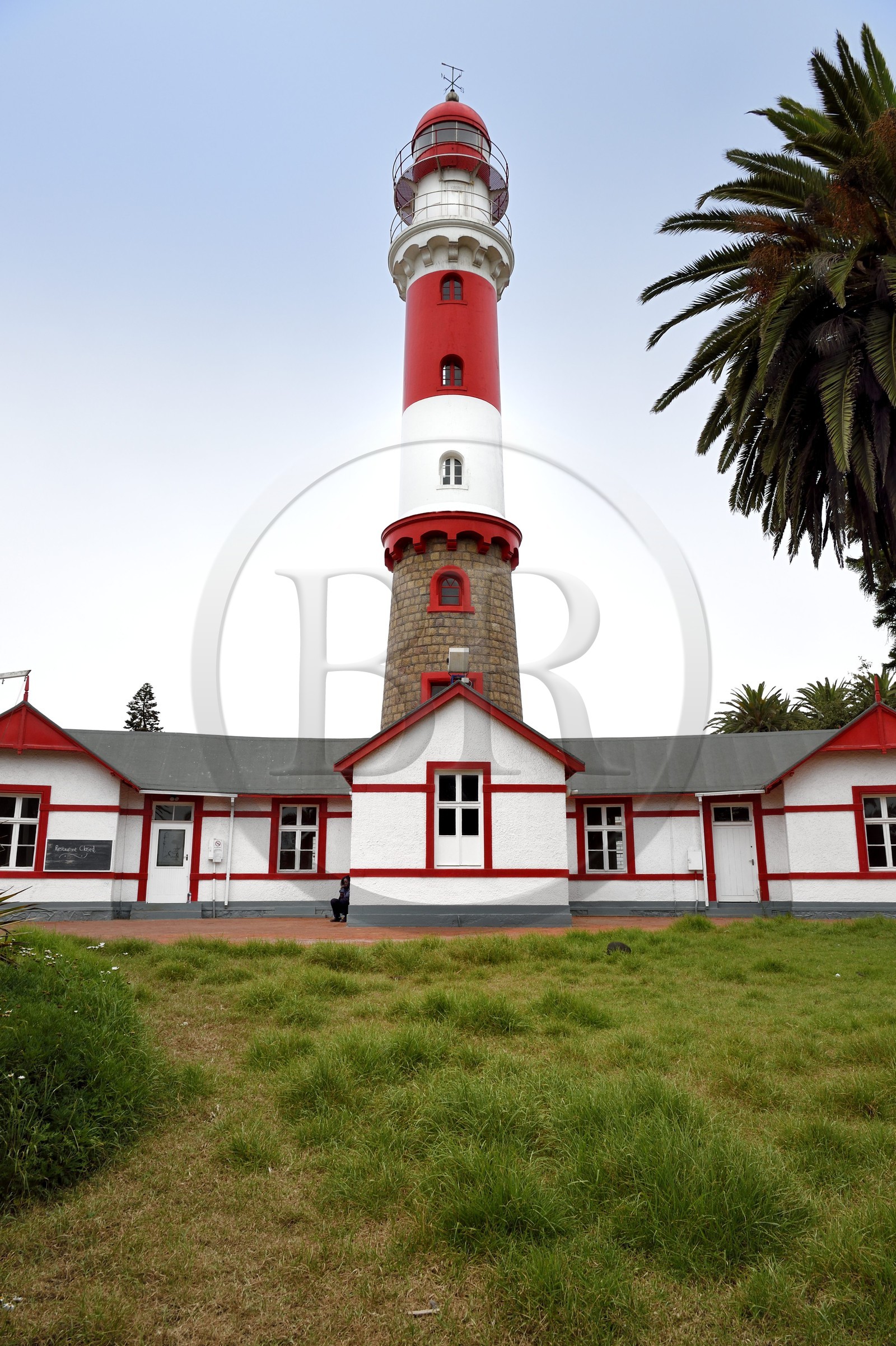 Namibie, région de Erongo, la station balnéaire de Swakopmund fondée en 1892 par des colons allemands, le phare