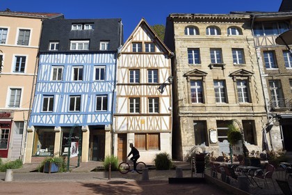 France, Seine-Maritime (76), Rouen, la rue Eau-de-Robec