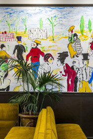 France, Vaucluse (84), Châteauneuf-du-Pape, fresque de Hippolyte Romain (2022) dans la salle historique du restaurant étoilé Michelin La Mère Germaine