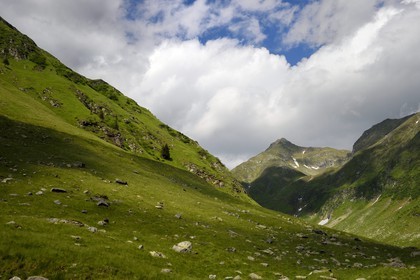 Romania, Wallachia, Muntenia, Arges County, the Fagaras Mountains along the Transfagarasan Road in the Southern Carpathians