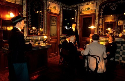 France, Saône-et-Loire (71), Romanèche-Thorins, le Hameau en Beaujolais, reconstitution d'un bistrot Beaujolais