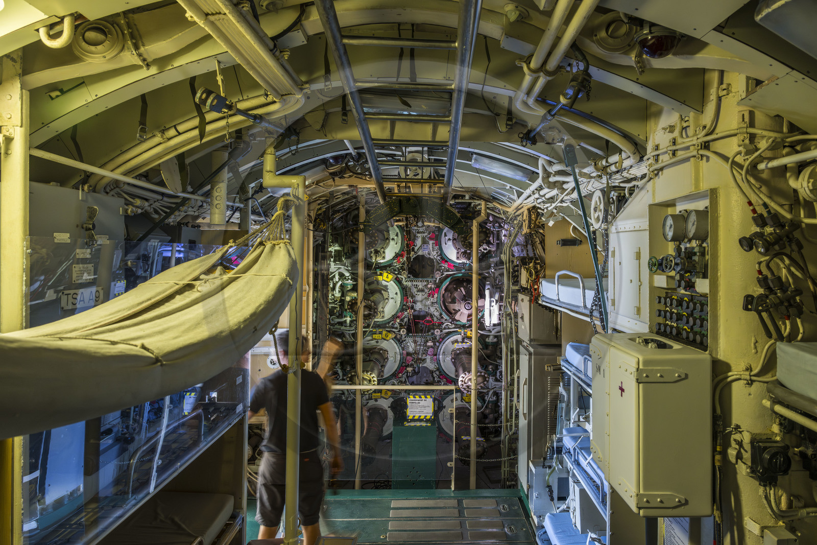 France, Morbihan (56), Lorient, Lorient La Base, ancienne base de sous-marins construite par les Allemands durant la Seconde Guerre mondiale, sous-marin Flore S645 en service de 1964 à 1989 et son musée