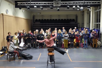 France, Bas Rhin, Strasbourg, rehearsal of Christmas carols by the Chœur de Saint-Guillaume in the Jean Sturm Gymnasium sports hall