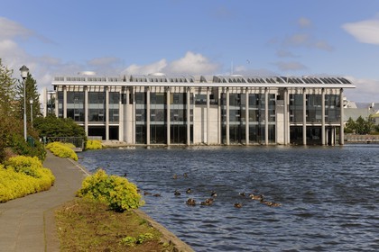 Iceland, Reykjavik, the City Hall on Lake Tjörnin