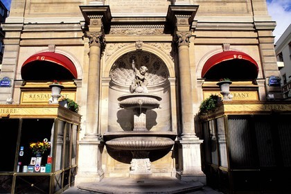 France, Paris (75), place Gaillon et sa fontaine