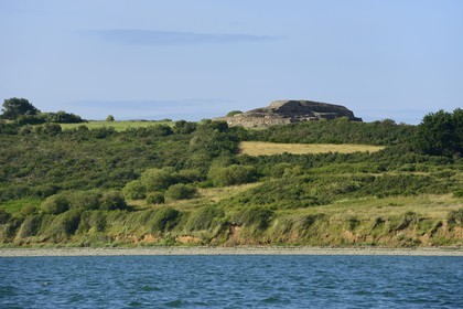 France, Finistere, Kermehelen peninsula (Morlaix Bay), Barnenez cairn, 6000 years old made of two cairns