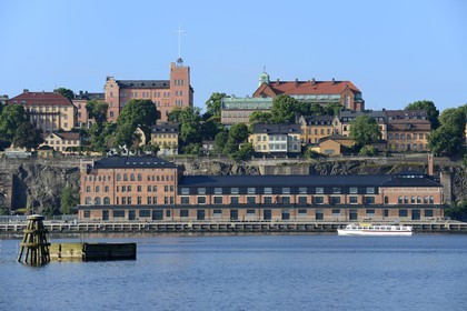 Suède, Stockholm, île de Södermalm, le Musée de la photographie Fotografiska installé sur les quais à Stadsgården dans un ancien bâtiment industriel de style Art Nouveau utilisé comme une maison de douane et datant de 1906