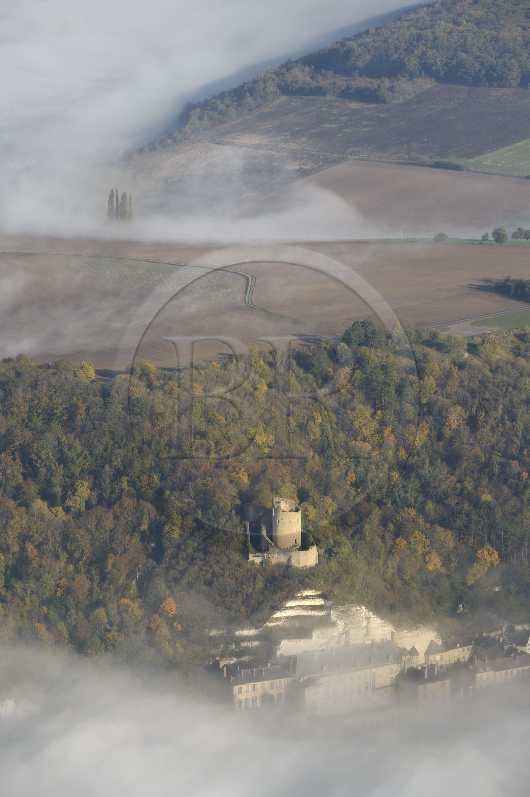 France, Val d'Oise, French Vexin Natural Park, la Roche-Guyon village, labelled Les Plus Beaux Villages de France (The Most Beautiful Villages of France), the castle on the Seine river (aerial view)