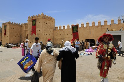 Morocco, Oriental Region, Oujda, water seller in front of Bab Sidi Abdel Wahab, the medina gate