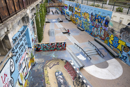 France, Bouches-du-Rhône (13), Marseille, La Friche de la Belle de Mai, peinture murale du skatepark
