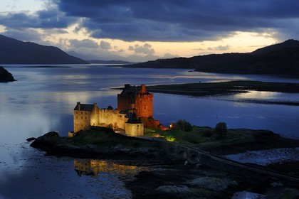 United Kingdom, Scotland, Highlands, Ross and Cromarty County, Eilean Donan Castle, castle at the start of Loch Duich