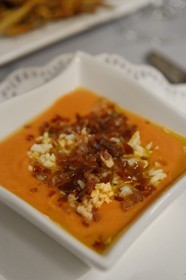Espagne, Andalousie, Cordoue, Restaurant Taberna La Viuda, salmorejo (gaspacho)