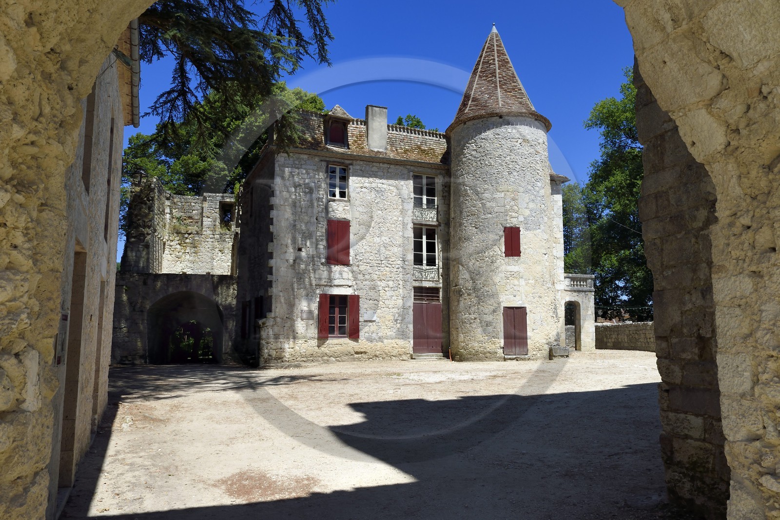 France, Dordogne (24), Perigord Pourpre, Eymet, le chateau d'Eymet, le logis du XIXème siècle